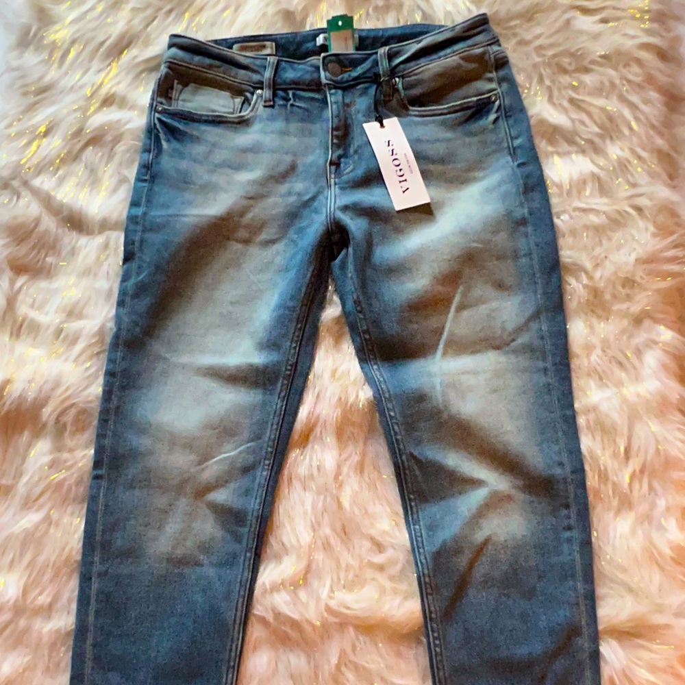 Vigloss NWT Size 29 Tomboy Jean